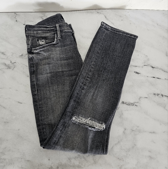 MOTHER Mid Rise Dazzler‎ Ankle Straight Leg Black Distressed Jeans 27 Preowned - Picture 4 of 11